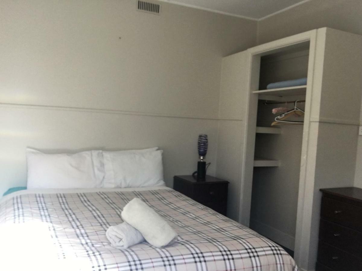 Kickback Cottages Lakes Entrance Exterior foto